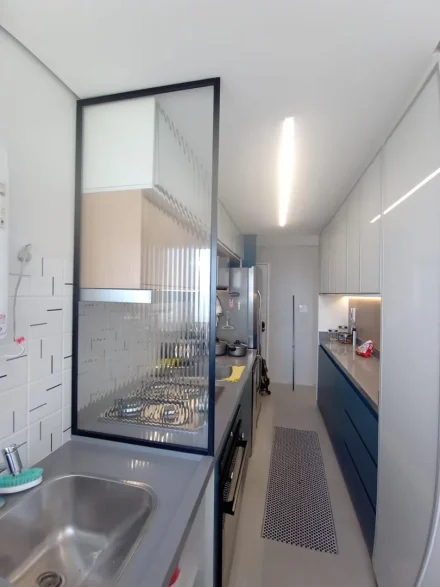 Obra em vidro Lumini Vidros