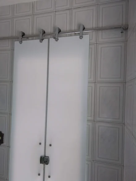 Portas e Divisórias em Vidro